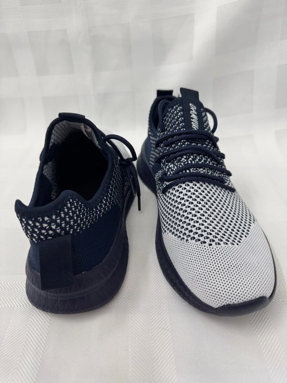Men's Lightweight Knit Sneakers with Memory Foam - Navy & White